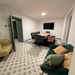 Rodinny Dum Se 4 Loznicemi A Dvorkem Hébergement de vacances